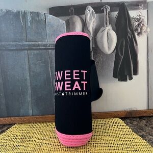 Sweet Sweat Waist Trimmer in Black and Pink